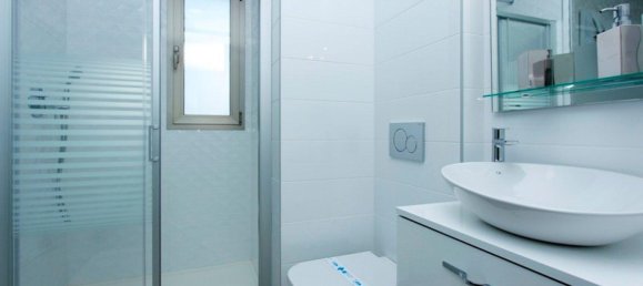 3 Schlafzimmer Wohnung in Villamartin, Spain, Nr. 7070 6