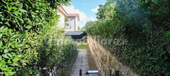 Квартира с 2 спальнями в Монтелабате, Италия № 266359 23