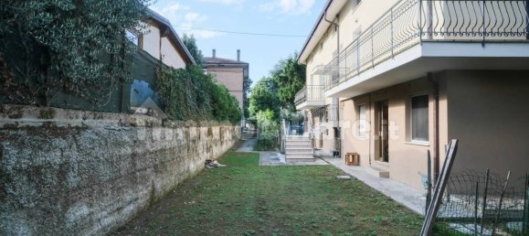 Квартира с 2 спальнями в Монтелабате, Италия № 266359 21