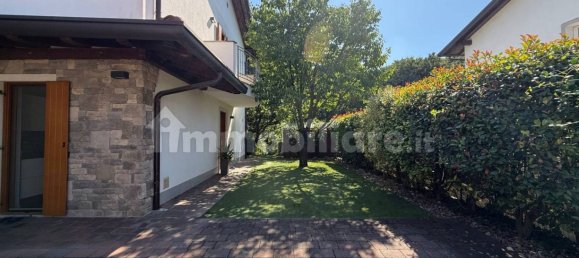 3 bedrooms Villa in Gorizia, Italy No. 326260 3