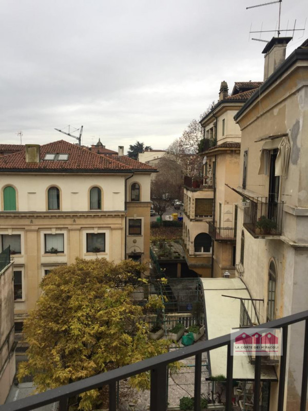 3 rooms Duplex in Vicenza, Italy No. 158759