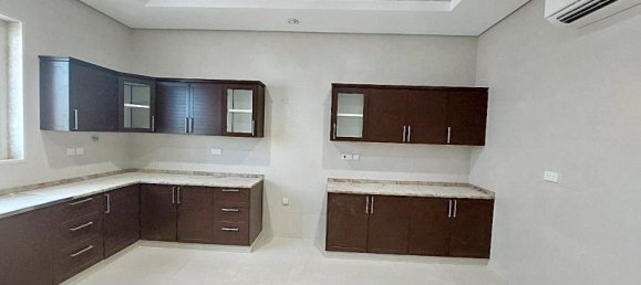 7 chambres Villa à Abu Dhabi, UAE No. 33361 11