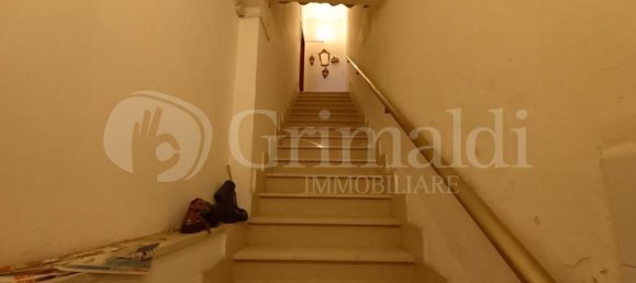 Casa de 4 divisões em San Paolo di Civitate, Italy N.º 104551 6