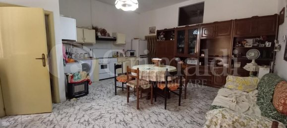 Casa de 4 divisões em San Paolo di Civitate, Italy N.º 104551 5