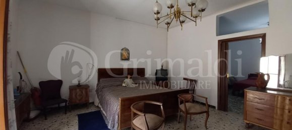 Casa de 4 divisões em San Paolo di Civitate, Italy N.º 104551 10