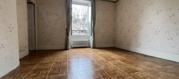 1 bedroom Apartment in Melun, France No. 171478 9