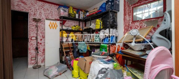 Apartamento de 4 habitaciónes en Sassuolo, Italy No. 276108 18