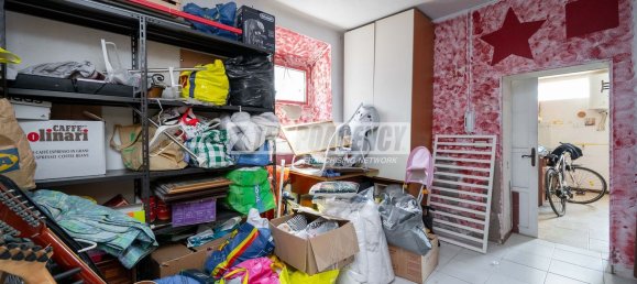 Apartamento de 4 habitaciónes en Sassuolo, Italy No. 276108 19