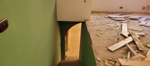 Коммерческая недвижимость с 2 комнатами в Флоренция, Италия № 331252 14