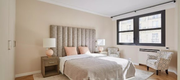 4 bedrooms Apartment in Paris, France No. 172253 13