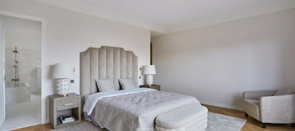 4 bedrooms Apartment in Paris, France No. 172253 9