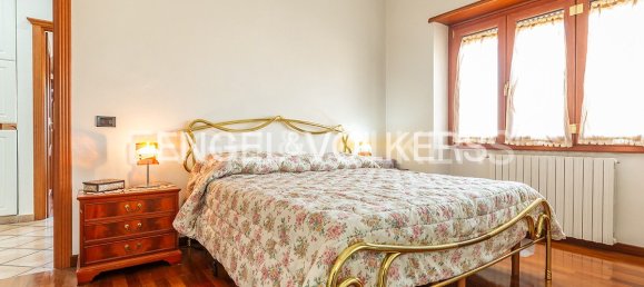 Квартира с 3 спальнями в Рим, Италия № 129191 11