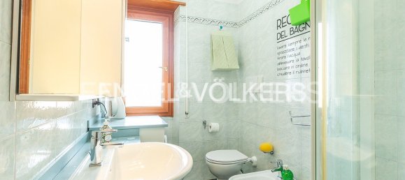 Квартира с 3 спальнями в Рим, Италия № 129191 17