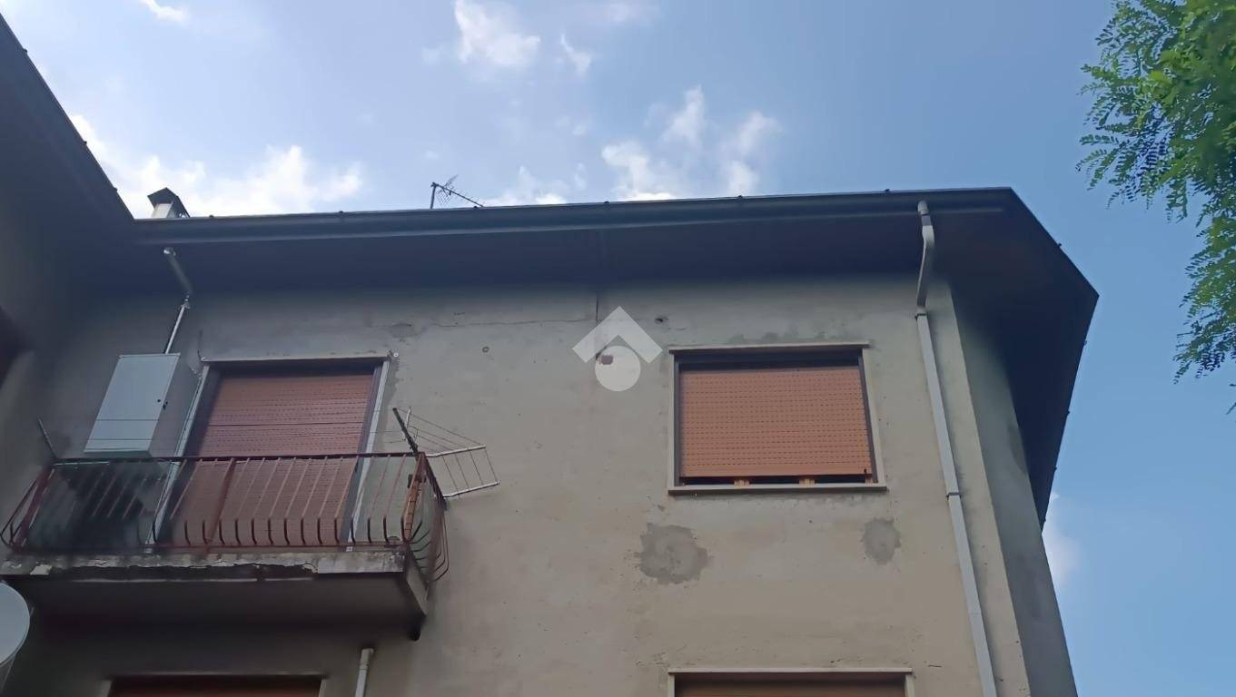 2 bedrooms Apartment in Castelletto sopra Ticino, Italy No. 66387