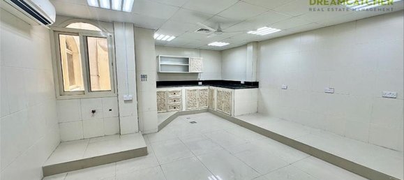 10 bedrooms Villa in Seih Al Uraibi, UAE No. 34947 17