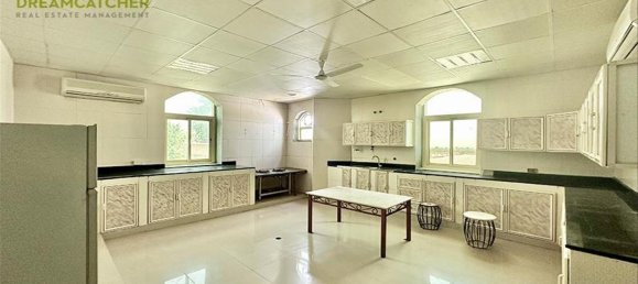 10 bedrooms Villa in Seih Al Uraibi, UAE No. 34947 4