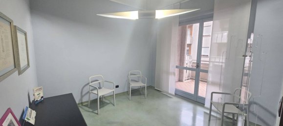 Apartamento de 6 habitaciónes en Turin, Italy No. 328962 5