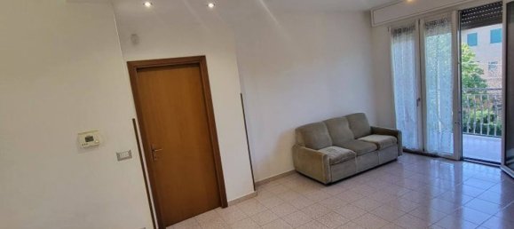 4 غرف نوم شقة في Cormano, Italy رقم 373152 13