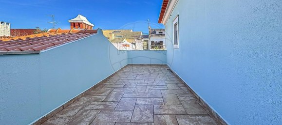 3 bedrooms House in Sesimbra, Portugal No. 185442 13