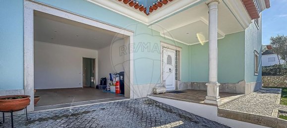 3 bedrooms House in Sesimbra, Portugal No. 185442 16
