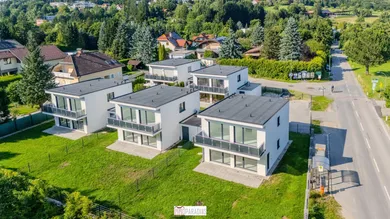 Casa de 5 divisões em St. Andra-Wordern, Austria N.º 133562