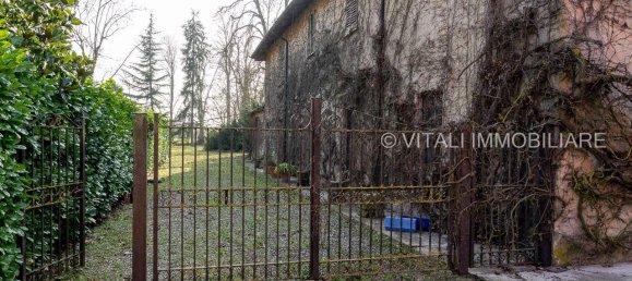 Вилла с 16 комнатами в Кастельветро Пьячентино, Италия № 153622 32