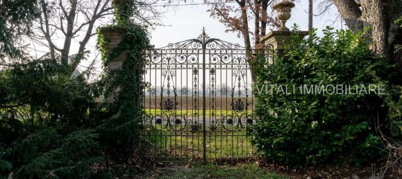 Вилла с 16 комнатами в Кастельветро Пьячентино, Италия № 153622 35