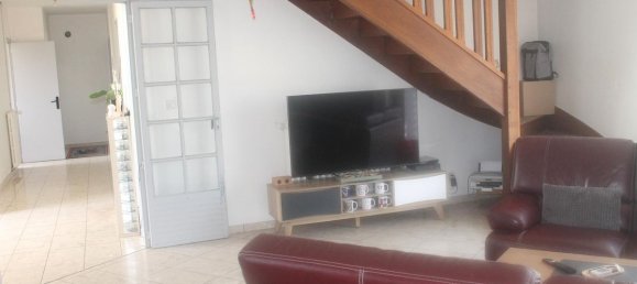 Casa de 4 dormitorios en Orne, France No. 356544 10