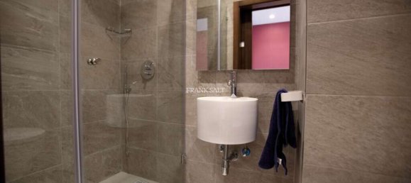 3 Schlafzimmer Wohnung in Sliema, Malta, Nr. 9463 8