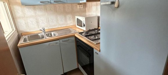 5 bedrooms Apartment in Comacchio, Italy No. 381579 10