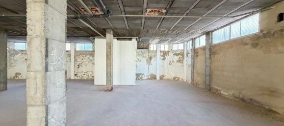 Gewerbliche Immobilien in Torrevieja, Spain 2800m², Nr. 366326 30