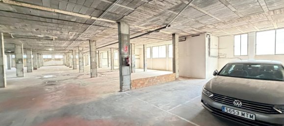 Gewerbliche Immobilien in Torrevieja, Spain 2800m², Nr. 366326 23