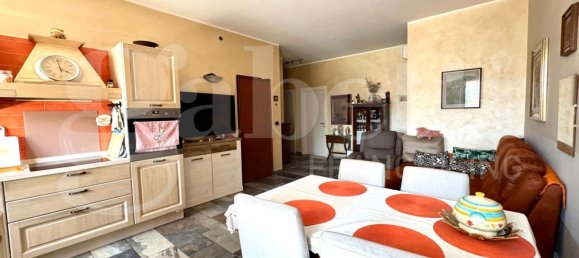 4 Schlafzimmer Wohnung in Collegno, Italy, Nr. 372095 5