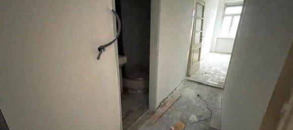 2 rooms Apartment in Favoriten, Austria No. 109600 3