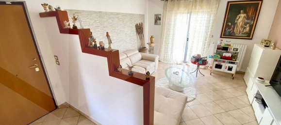3 rooms Apartment in Molfetta, Italy No. 24100 5