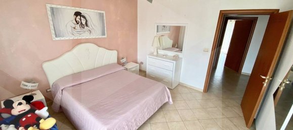 3 rooms Apartment in Molfetta, Italy No. 24100 23