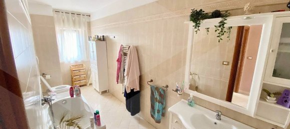 3 rooms Apartment in Molfetta, Italy No. 24100 25