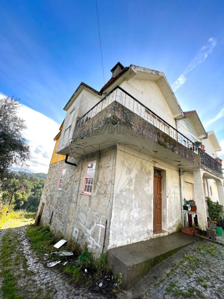 4 غرف نوم منزل في Castro Daire, Portugal رقم 19080