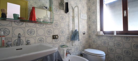 4 bedrooms Apartment in Verona, Italy No. 322715 9