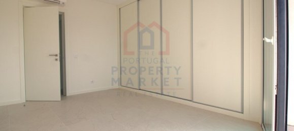 3 Schlafzimmer Wohnung in Faro, Portugal, Nr. 107022 8