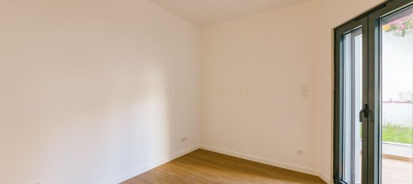 2 bedrooms Building in Lisbon, Portugal No. 128162 21