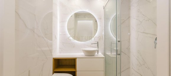 2 bedrooms Building in Lisbon, Portugal No. 128162 13