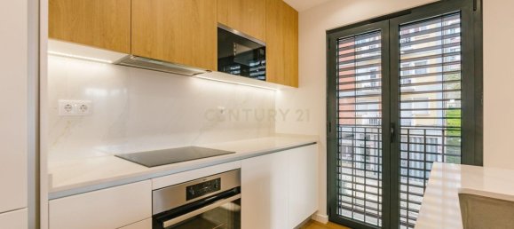 2 bedrooms Building in Lisbon, Portugal No. 128162 9