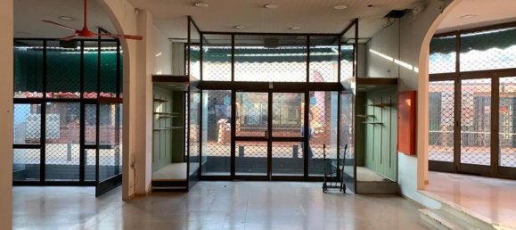 285m² Commercial property in Lloret de Mar, Spain No. 114280 4