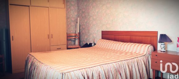 Casa de 5 dormitorios en La Chapelle-Saint-Martin-en-Plaine, France No. 240935 6