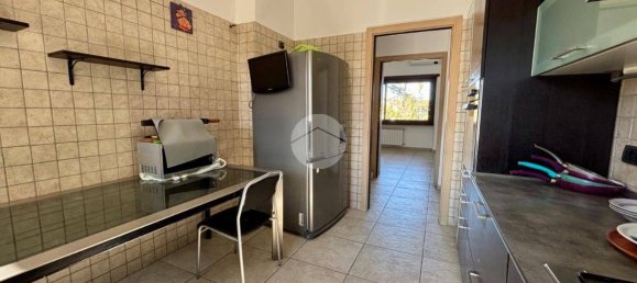 2 bedrooms Apartment in Rome, Italy No. 300977 10