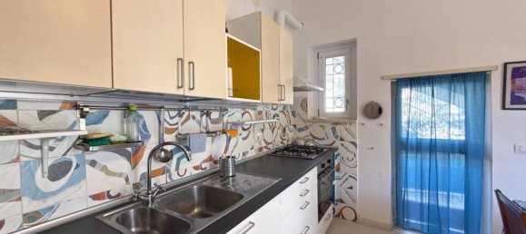2-salle Appartement à Anzio, Italy No. 35666 8