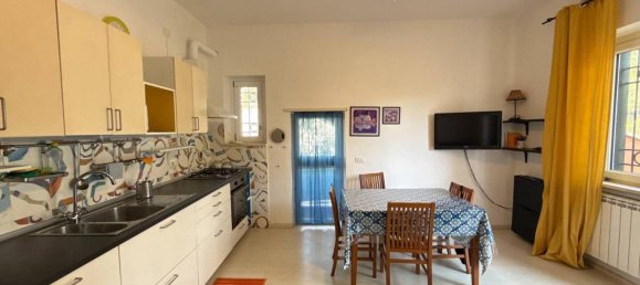 2-salle Appartement à Anzio, Italy No. 35666 4