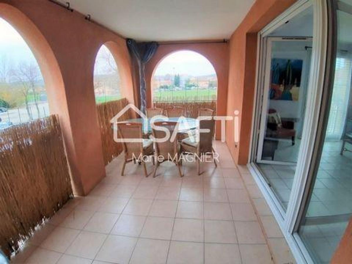 2 bedrooms Apartment in Cogolin, France No. 13521