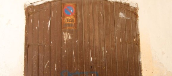 203m² Commercial property in Galatone, Italy No. 124946 18